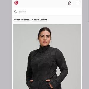 Lululemon define jacket 
Hardly worn